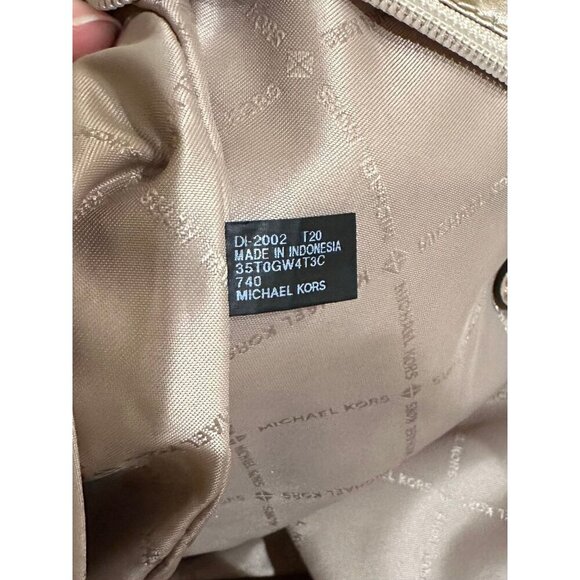 Michael Kors Winnie Quilted Nylon Pale Gold Large Tote - Picture 9 of 11